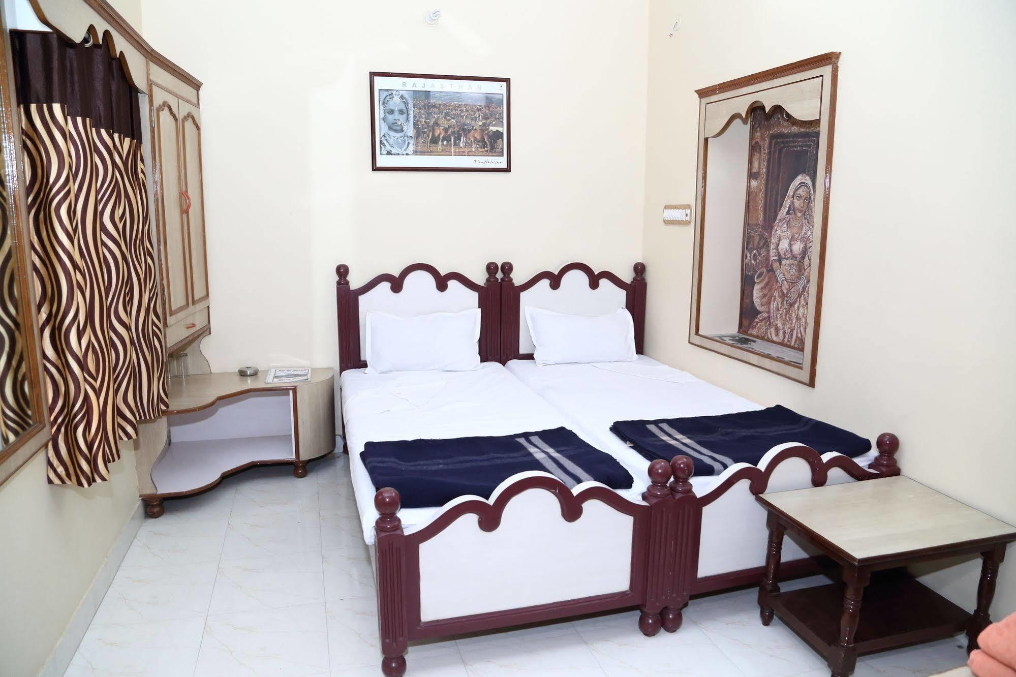 Jee Ri Haveli Hotell Jodhpur  Exteriör bild